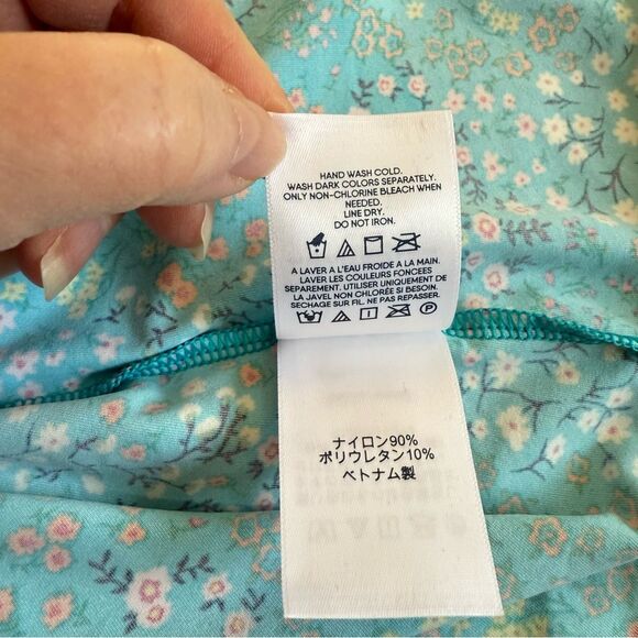 Land’s End Ditzy Floral Long Sleeve Rash Guard Athletic Tee Shirt Plus Sz 1X EUC - Picture 11 of 13
